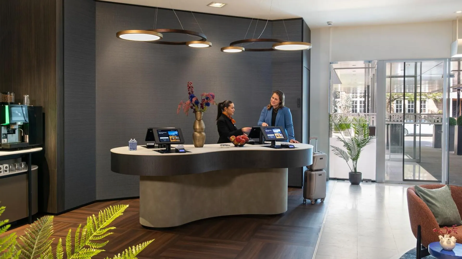 Bilderberg Garden Hotel Amsterdam 5*,